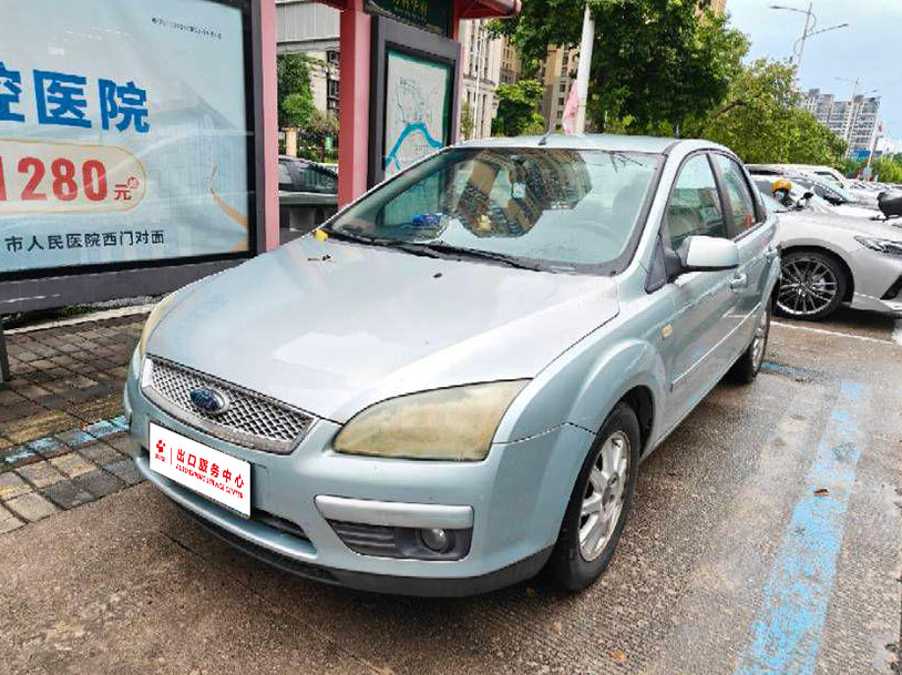 福特福克斯 2005 轿车 1.8L 自动时尚版
